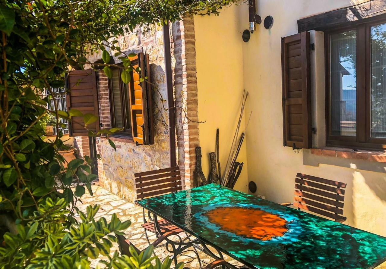 Umbria, "Casa Sagrantina" Con Piscina E Pergolato Apartment Collazzone Exterior photo